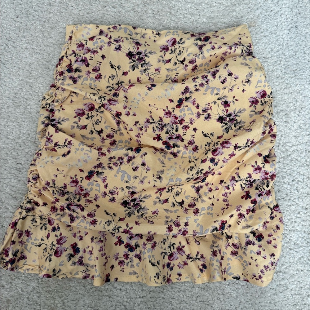 yellow & purple flower ruched y2k mini skirt